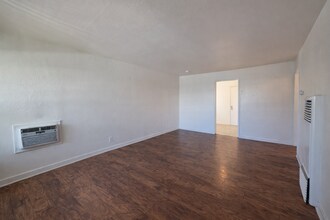 1916 E Hunter Ave in Fresno, CA - Building Photo - Building Photo