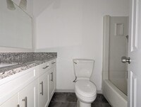 988 Jeffcote Rd photo'