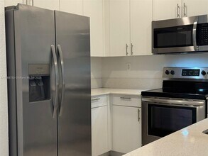 1655 SE 26th Rd in Homestead, FL - Building Photo - Building Photo