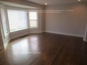 8228 S Christiana Ave in Chicago, IL - Building Photo - Building Photo