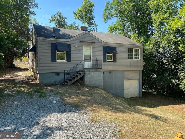 824 Matheson Rd
