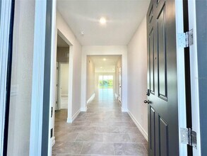 32303 Rosepine Blvd in Wesley Chapel, FL - Foto de edificio - Building Photo
