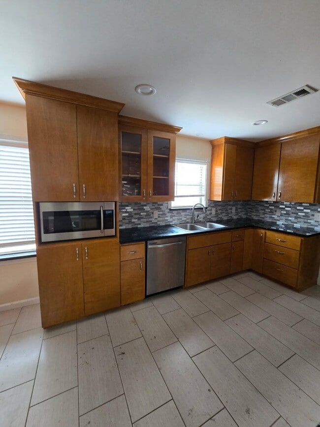 5150 Jason St in Houston, TX - Building Photo - Building Photo