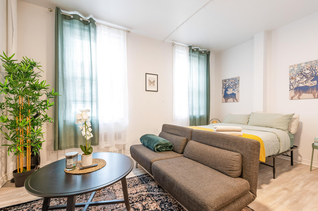 32 E 32nd St in New York, NY - Building Photo