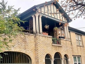 4626 Columbia Ave in Dallas, TX - Building Photo - Building Photo