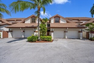 12692 Shoreline Dr in Wellington, FL - Building Photo