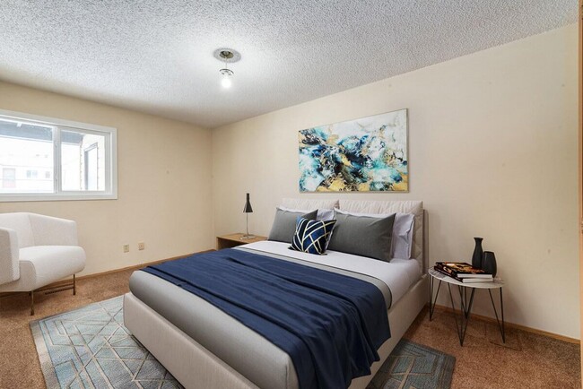 Edinburgh Place in Regina, SK - Building Photo - Building Photo