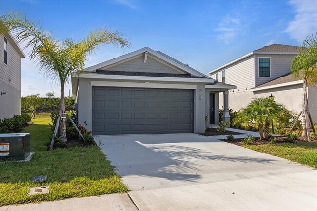 9136 Tequila Sunrise Dr in Sarasota, FL - Building Photo - Building Photo