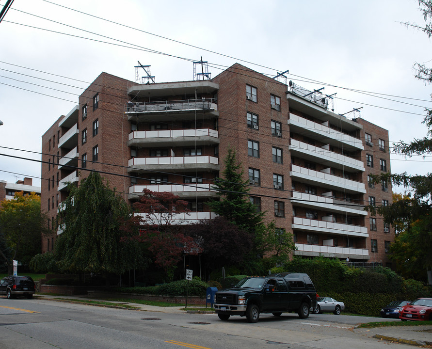 315 King St in Port Chester, NY - Building Photo