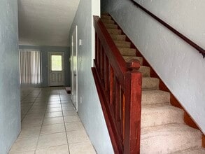 1007 Sutor Rd in Tallahassee, FL - Building Photo - Building Photo