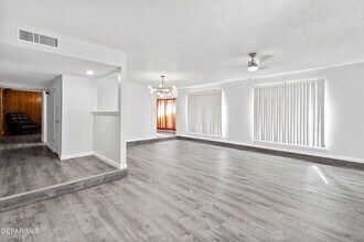 200 S Maryland St in El Paso, TX - Building Photo - Building Photo