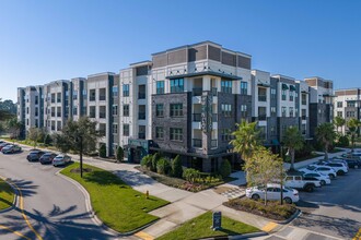 The Menlo in Jacksonville, FL - Building Photo - Building Photo