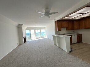 625 Esplanade in Redondo Beach, CA - Building Photo - Building Photo