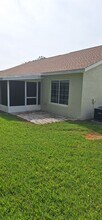 34747 Double Eagle Ct in Zephyrhills, FL - Building Photo - Building Photo