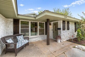 2737 Clermont Pl in Oklahoma City, OK - Building Photo - Building Photo