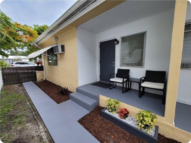 property at 1723 Wiley St