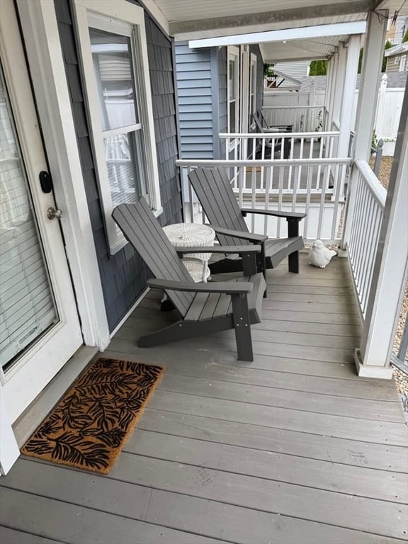 7 Dover Ave in Hampton, NH - Foto de edificio - Building Photo