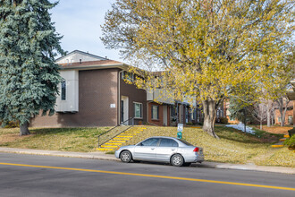 12672 W Virginia Ave in Lakewood, CO - Building Photo - Building Photo