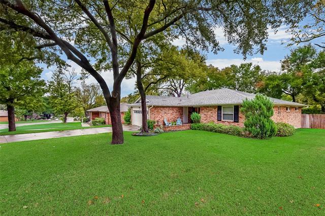 property at 8539 Bretshire Dr