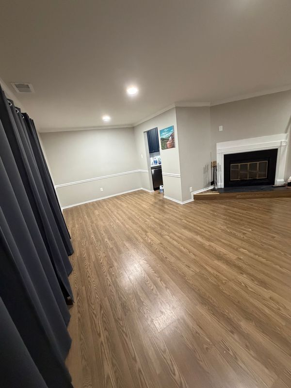 13123 Wonderland Way in Germantown, MD - Foto de edificio - Building Photo