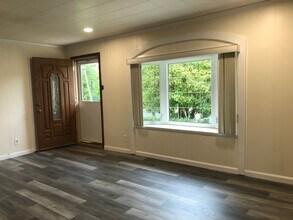 344 Andover Rd in Fairless Hills, PA - Building Photo - Building Photo