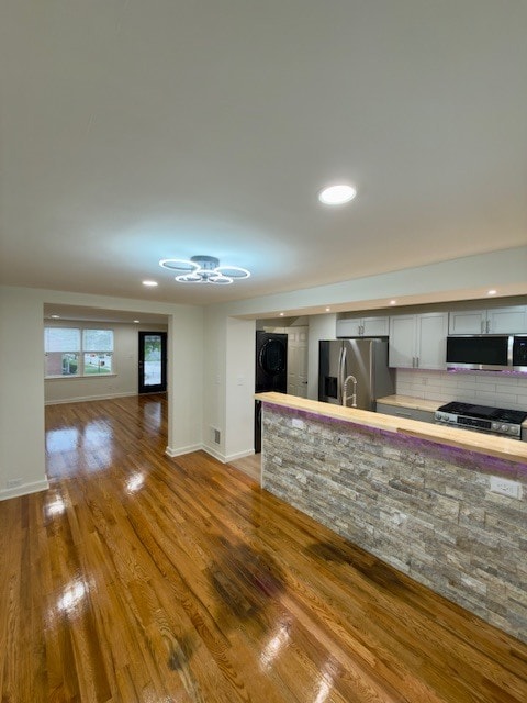 property at 352 S 25th St