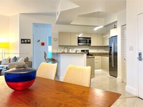 2525 SW 3rd Ave in Miami, FL - Building Photo - Building Photo