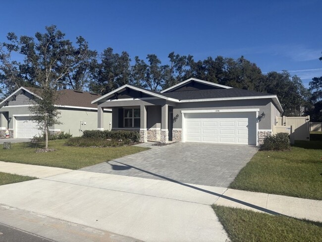1236 Blue Daze Ln in Eustis, FL - Building Photo - Building Photo