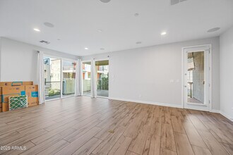 1250 Abbey Ln in Chandler, AZ - Building Photo - Building Photo