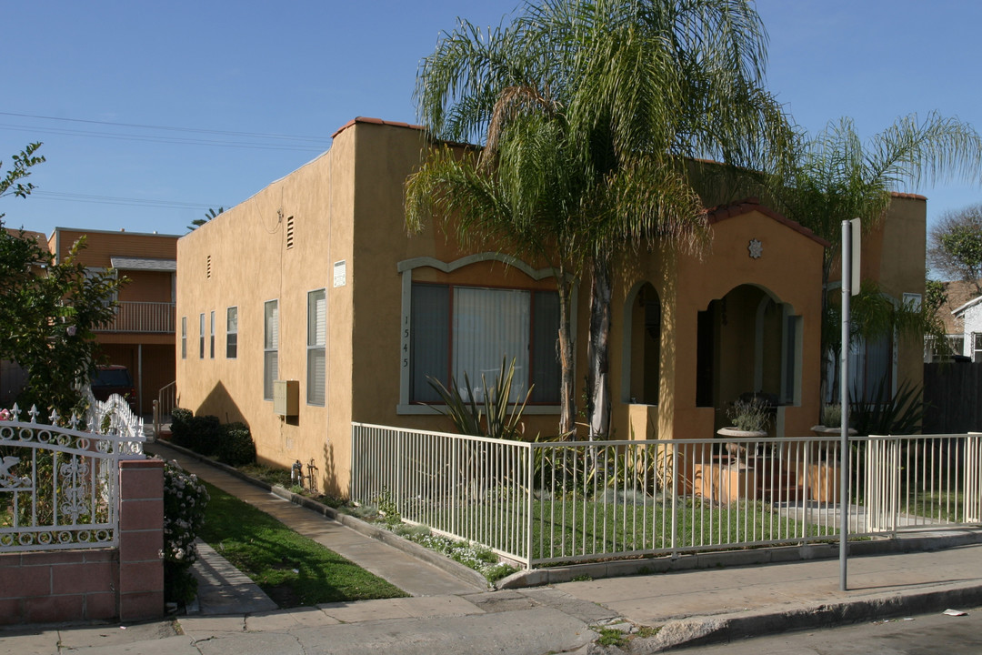 1539 Cherry Ave in Long Beach, CA - Building Photo