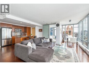 1255 Seymour St in Vancouver, BC - Building Photo - Building Photo