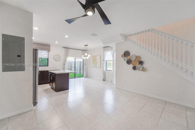 20814 NE 5th Ct in Miami, FL - Building Photo - Building Photo