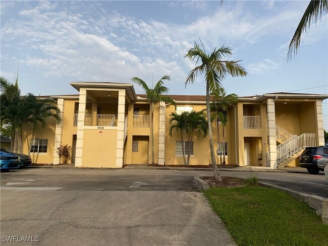 4606 SE 5th Ave in Cape Coral, FL - Building Photo - Building Photo
