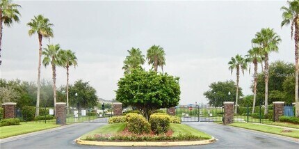 1839 Mira Lago Cir in Ruskin, FL - Building Photo - Building Photo