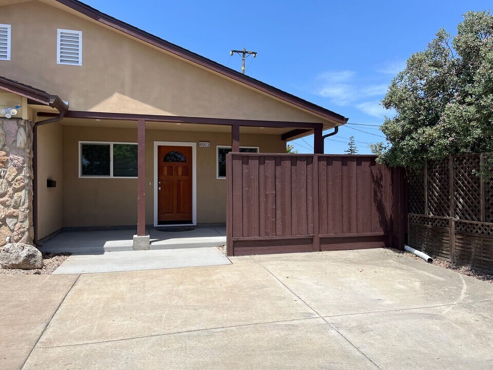 691 Welburn Ave in Gilroy, CA - Building Photo