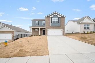 1510 Mountview Dr in Lebanon, TN - Building Photo - Building Photo