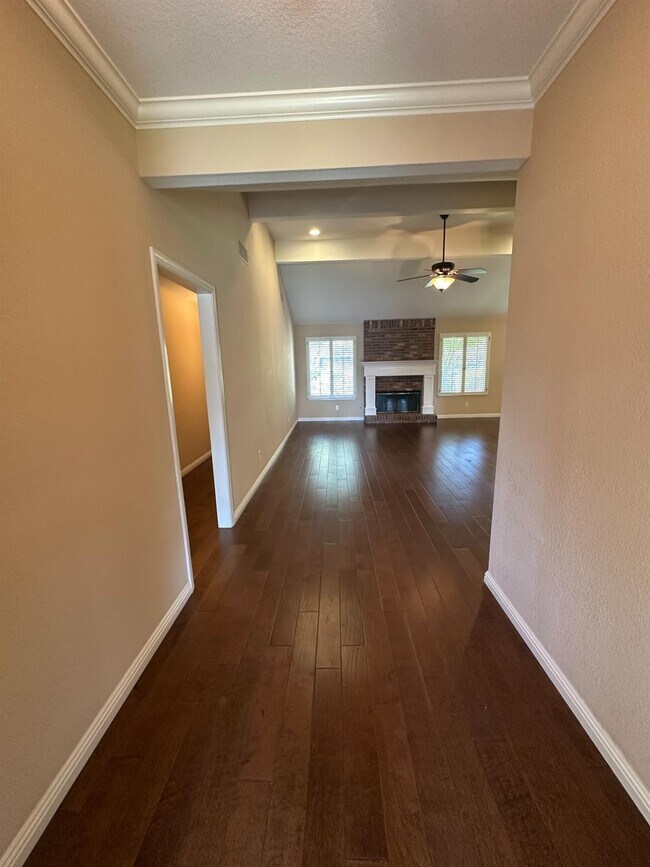 6309 N Marks Ave in Fresno, CA - Building Photo - Building Photo