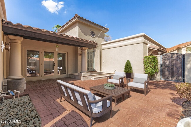 9740 E Gold Dust Ave in Scottsdale, AZ - Building Photo - Building Photo