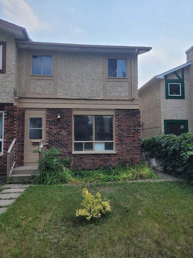 property at 108 Kinver Ave