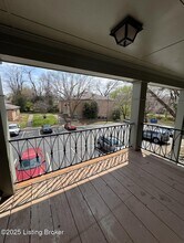 716 Highwood Dr in Louisville, KY - Foto de edificio - Building Photo