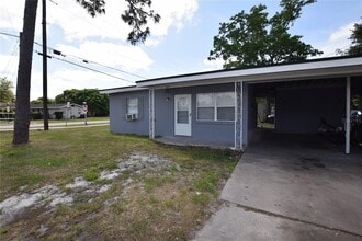 102 W Lancaster Rd in Orlando, FL - Building Photo - Building Photo