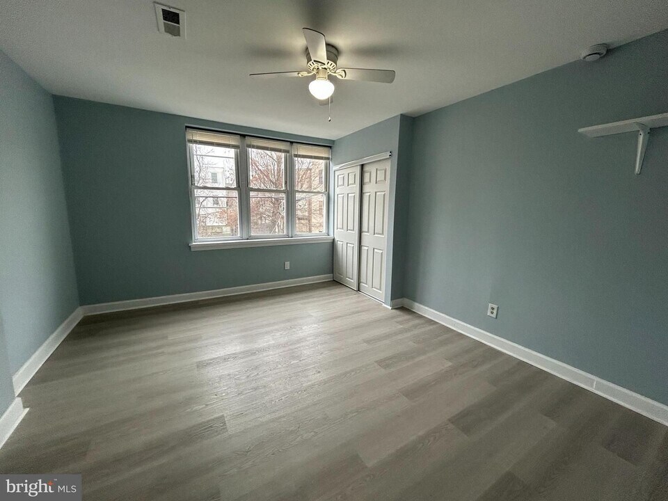1739 Monument St in Philadelphia, PA - Building Photo