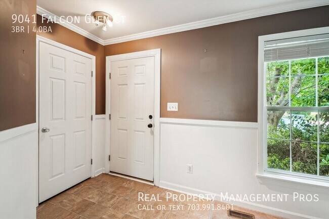 9041 Falcon Glen Ct in Bristow, VA - Building Photo - Building Photo