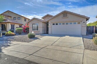 7252 S 46th Ln in Phoenix, AZ - Building Photo - Building Photo