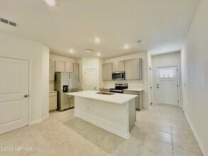 3601 Athenian Wy in Middleburg, FL - Building Photo - Building Photo