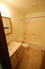 1825 Berkey Ave in Goshen, IN - Building Photo - Building Photo