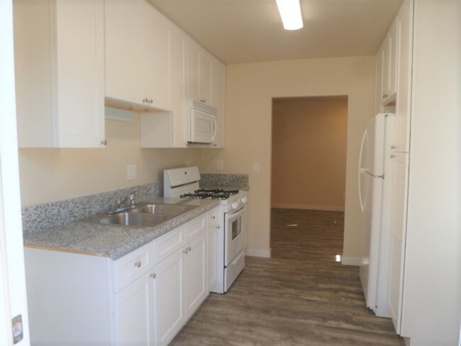 785-787 18th St in San Diego, CA - Foto de edificio - Building Photo