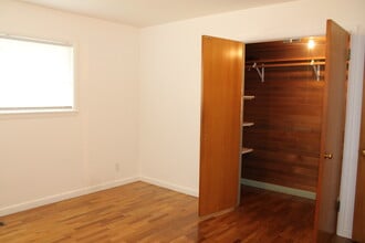 2 S Garfield Ave in Wenatchee, WA - Building Photo - Building Photo