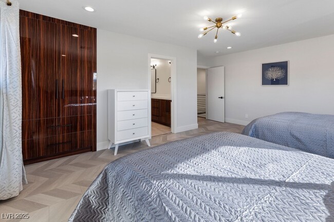 property at 3088 Mann St