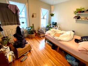 3 Oswald St, Unit 2 in Boston, MA - Building Photo - Building Photo